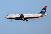 N677AW A320-232
