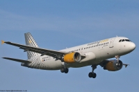Vueling Airlines A320 EC-KCU