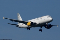 Vueling Airlines A320-200 EC-KHN
