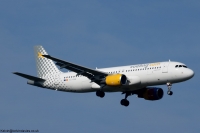 Vueling Airlines A320-200 EC-KHN