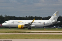 Vueling Airlines A320 EC-LVO