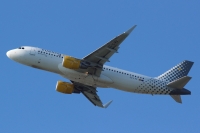Vueling Airlines A320 EC-LVU