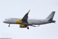 Vueling Airlines A320 EC-MFM