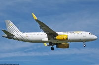 Vueling Airlines A320 EC-MKN