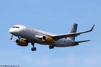 Vueling Airlines A320 EC-OKH