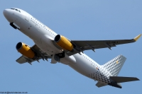Vueling Airlines A320 EC-OKJ