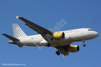 Vueling Airlines A319 EC-LRS