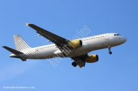 Vueling Airlines A320 EC-KRH