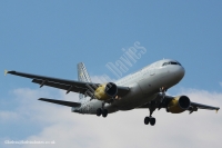 Vueling Airlines A319 EC-LRZ