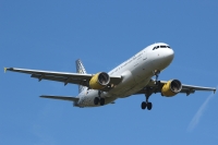 Vueling Airlines A320 EC-LVC