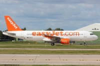 Easyjet A320 G-EZTZ