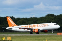 Easyjet A320 G-EZWN