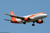 easyJet UK A320 G-EJCD