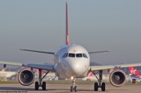 easyJet A319 G-EZAC