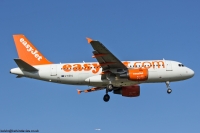 easyJet A319 G-EZAJ