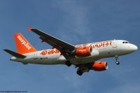 easyJet A319 G-EZAK