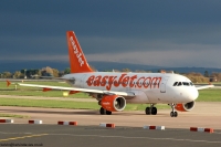 easyJet A319 G-EZAX