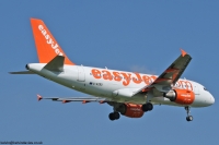 easyJet A319 G-EZBD