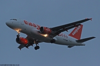 easyJet A319 G-EZBN