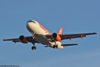 easyJet A319 G-EZBN