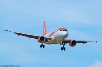 easyJet A319 G-EZBW