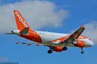 easyJet A319 G-EZBW