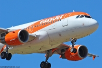 easyJet A319 G-EZDJ