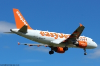 easyJet A319 G-EZEW