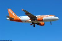 easyJet A319 G-EZFA