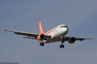 easyJet A319 G-EZFC