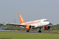 Easyjet A319 G-EZFE