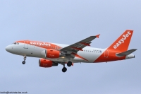 easyJet A319 G-EZFF