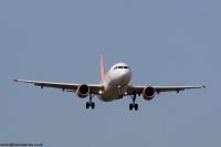 easyJet A319 G-EZFH