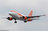 easyJet A319 G-EZFK
