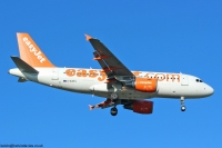 EasyJet A319 G-EZFV