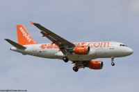 EasyJet A319 G-EZFZ