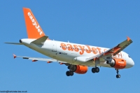 easyJet A319 G-EZGE