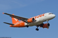 easyJet A319 G-EZIO
