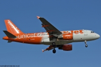 easyJet A319 G-EZIO