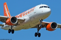 Easyjet A319 G-EZIT