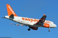 EasyJet A319 G-EZIV