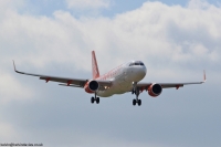 easyJet A320 G-EZOH