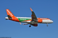 Easyjet A320 G-EZPC