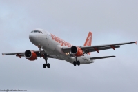 easyJet A320 G-EZUT