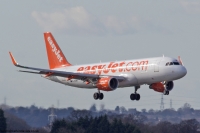 easyJet A320 G-EZWX
