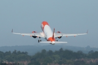 easyJet A320 NEO G-UZHA