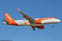 easyJet A320 NEO G-UZHF
