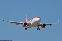 easyJet A320 NEO G-UZHG