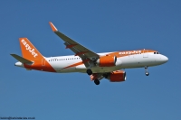 easyJet A320 NEO G-UZHG