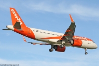 easyJet A320 NEO G-UZHN